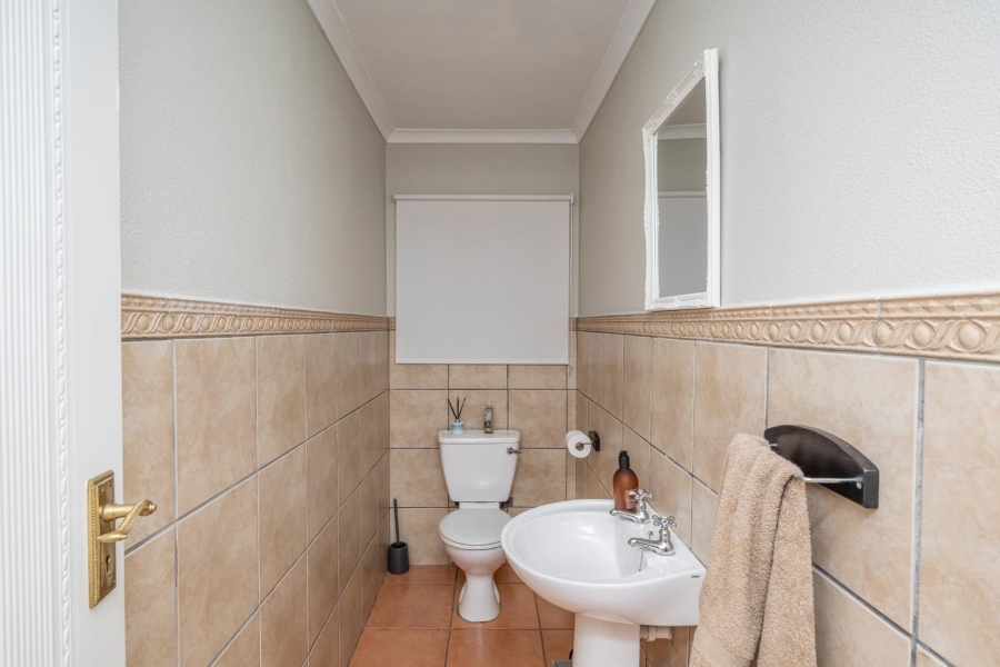 3 Bedroom Property for Sale in Ridgeworth Western Cape